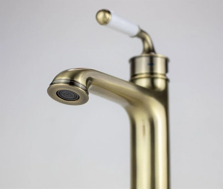 Смеситель для раковины, бронза сатин ESKO Prague PG26