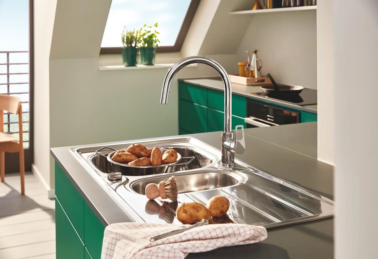 Смеситель для кухни, выдвижной излив, хром Grohe BauLoop 30543000
