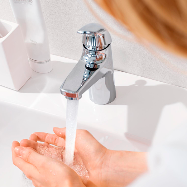 Смеситель для раковины GROHE BauCurve однорычажный DN15, хром 32805000