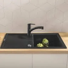 Смеситель для кухни, выдвижной излив, черный Grohe Eurosmart 303052431