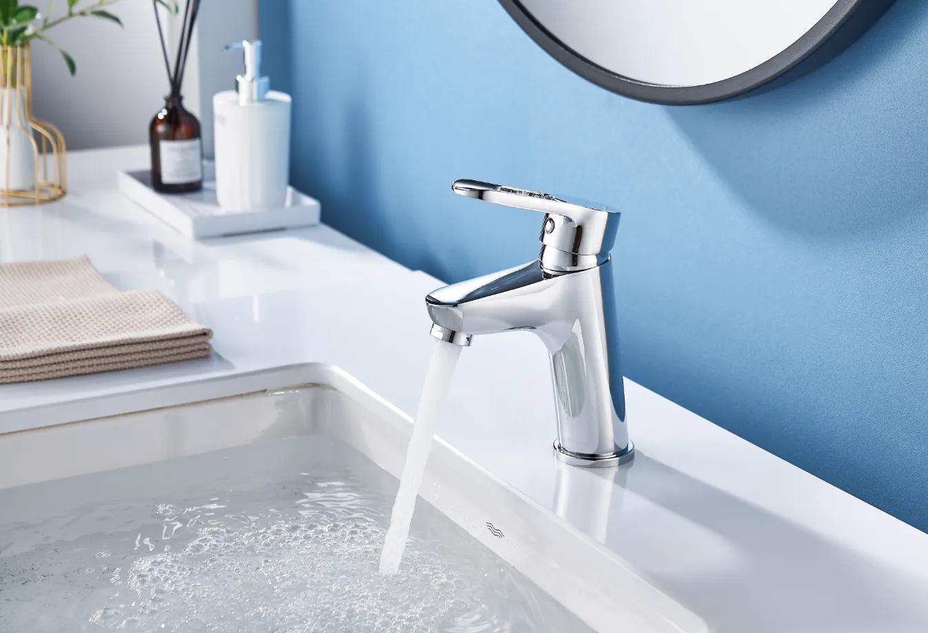 Смеситель для раковины, хром VODA Future FT26