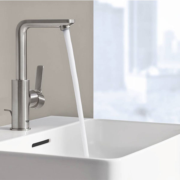 Смеситель для раковины с донным клапаном, размер L, хром Grohe Lineare 23296001