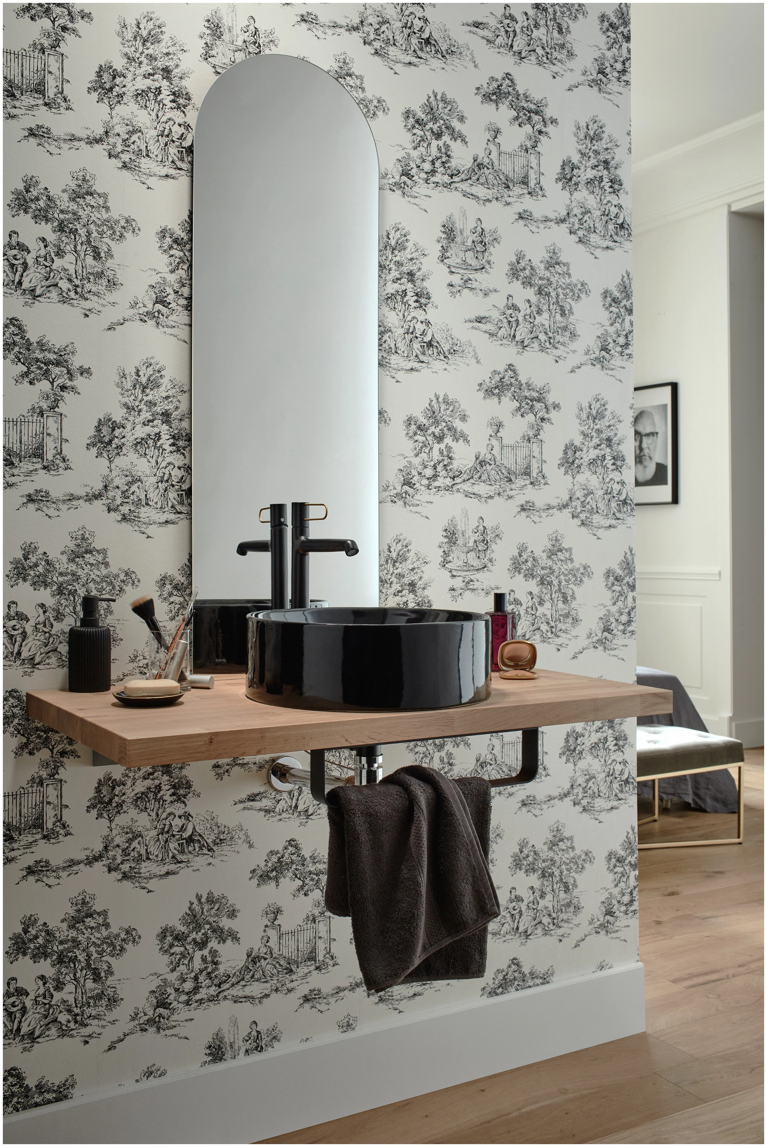 Раковина накладная 42, черная Jacob Delafon Vox E14800-7