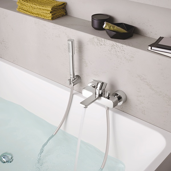 33850001 Lineare Смеситель однорычажный для ванны DN15, хром